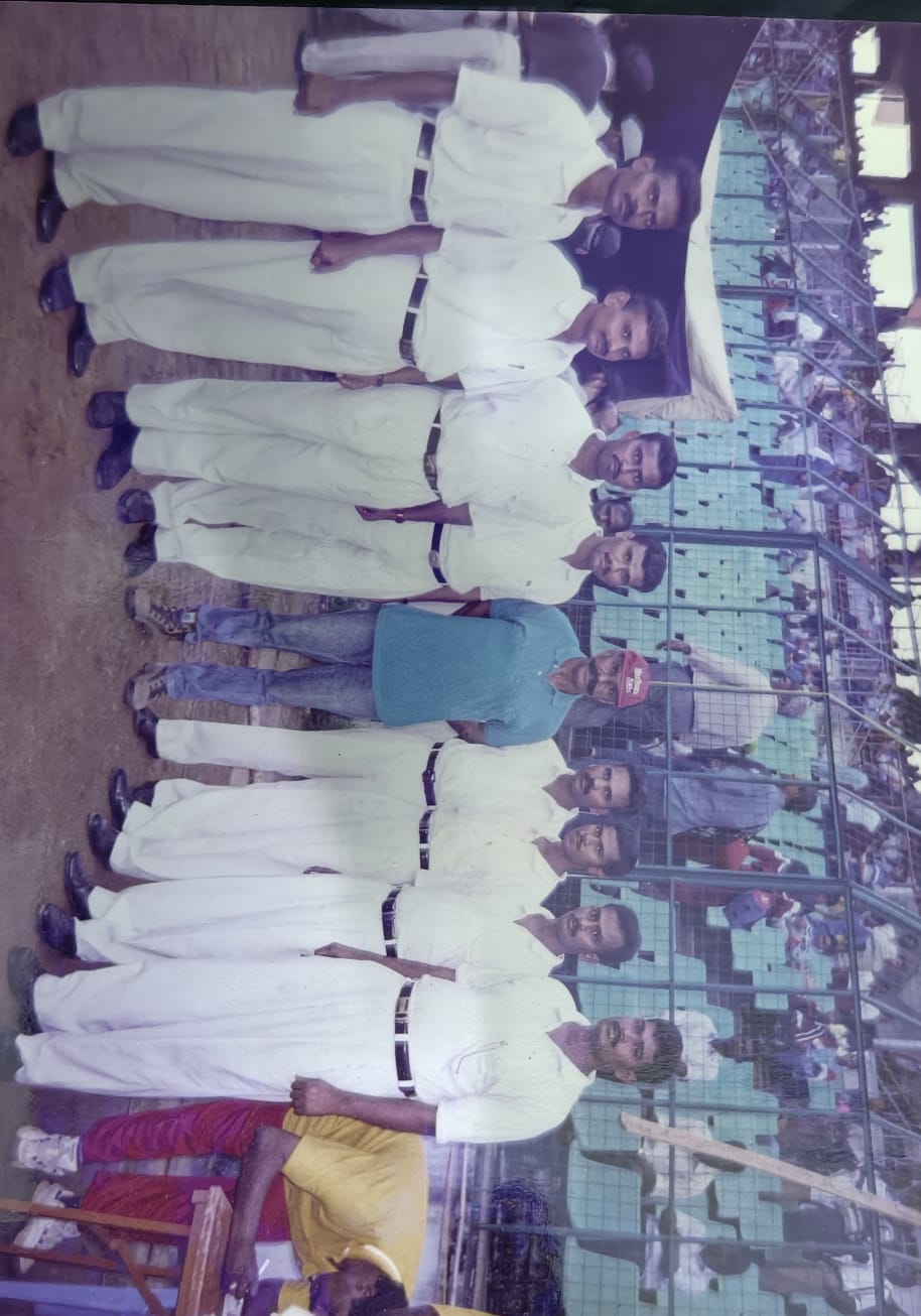 2001 Batch Photo